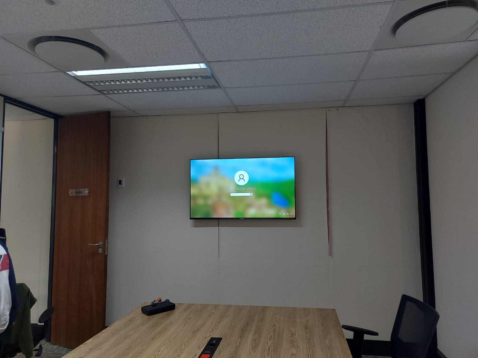 screen 3 screen 3